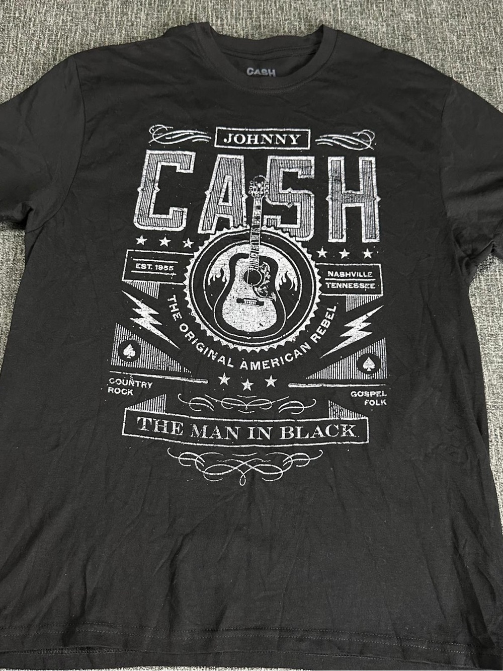 Johnny Cash T-Shirt Mens Size MD Black Graphic The Man In Black Guitar Country